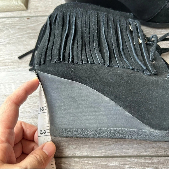Minnetonka Black  Lace-Up Fringe Wedge Booties - Picture 10 of 12